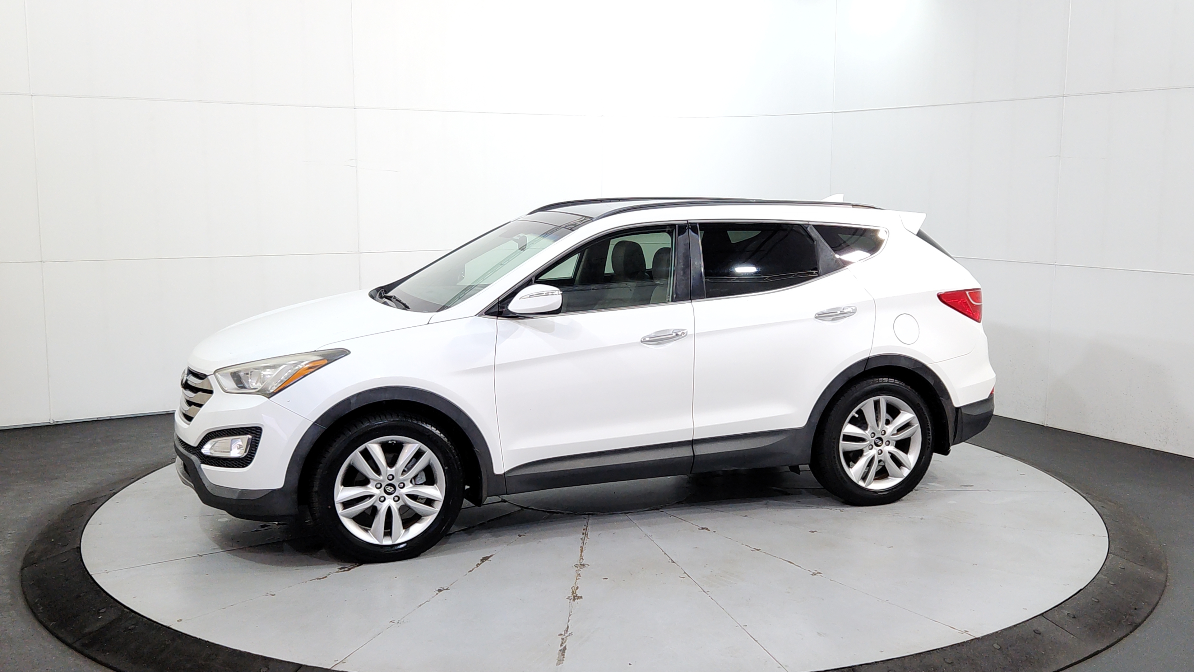 hyundai santa fe 2016 5XYZW4LA2GG362112 image hyundai santa fe 2016 5XYZW4LA2GG362112 image
